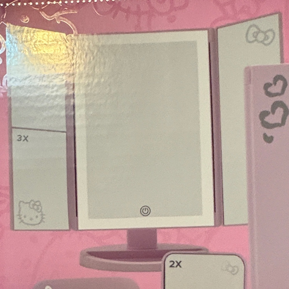 Impressions Vanity Hello Kitty Lighted Makeup Mirrors Bundle New - Picture 7 of 11